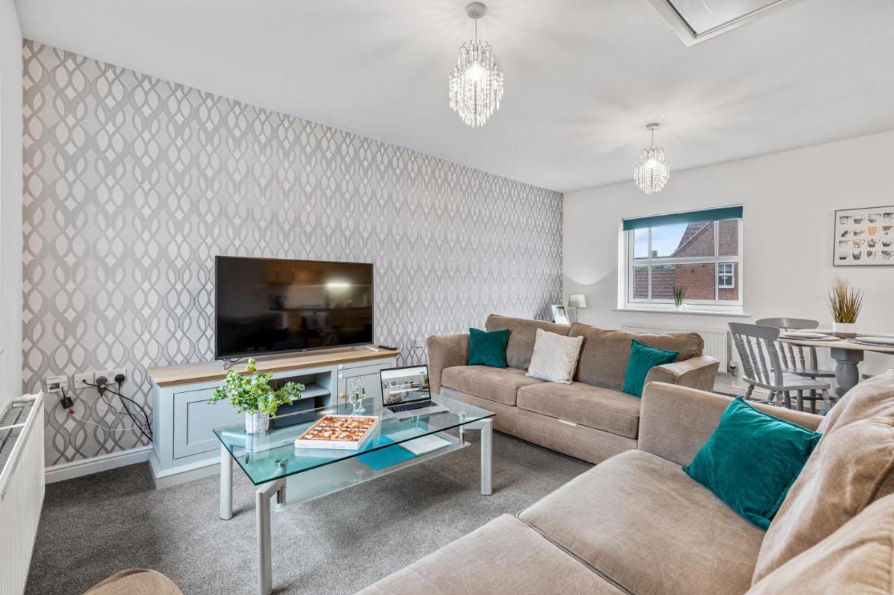 Silver Stag Properties, Modern 2 Bedroom House Thringstone Экстерьер фото