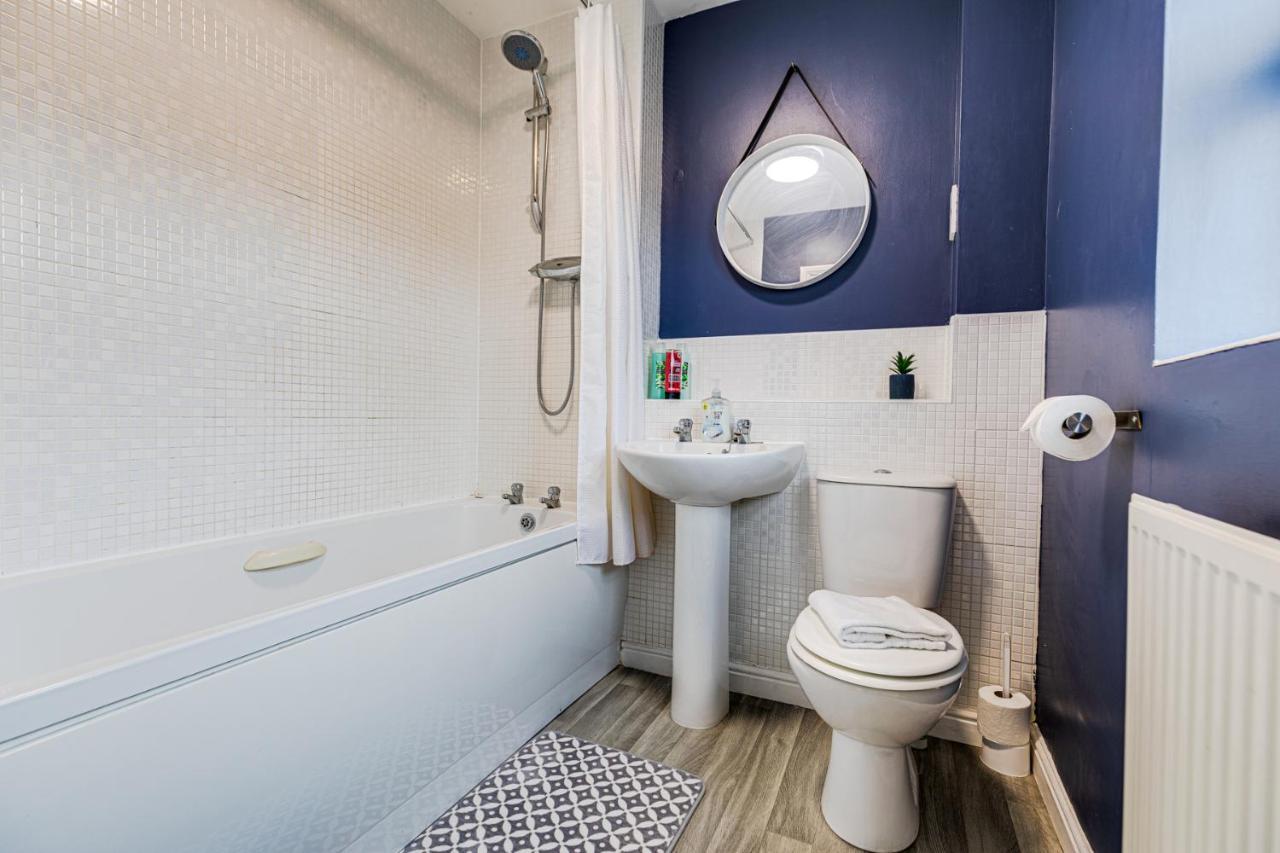 Silver Stag Properties, Modern 2 Bedroom House Thringstone Экстерьер фото