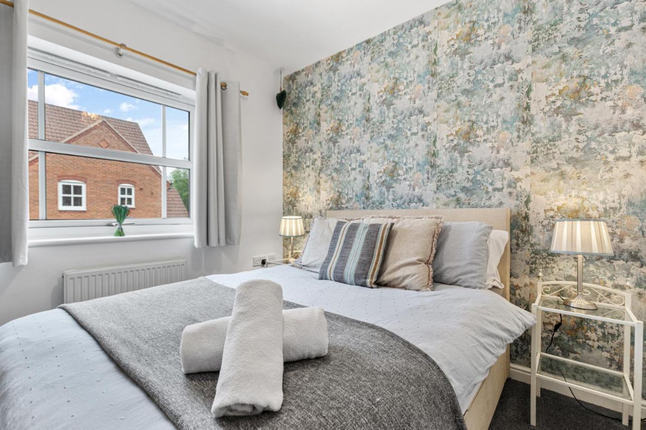 Silver Stag Properties, Modern 2 Bedroom House Thringstone Экстерьер фото